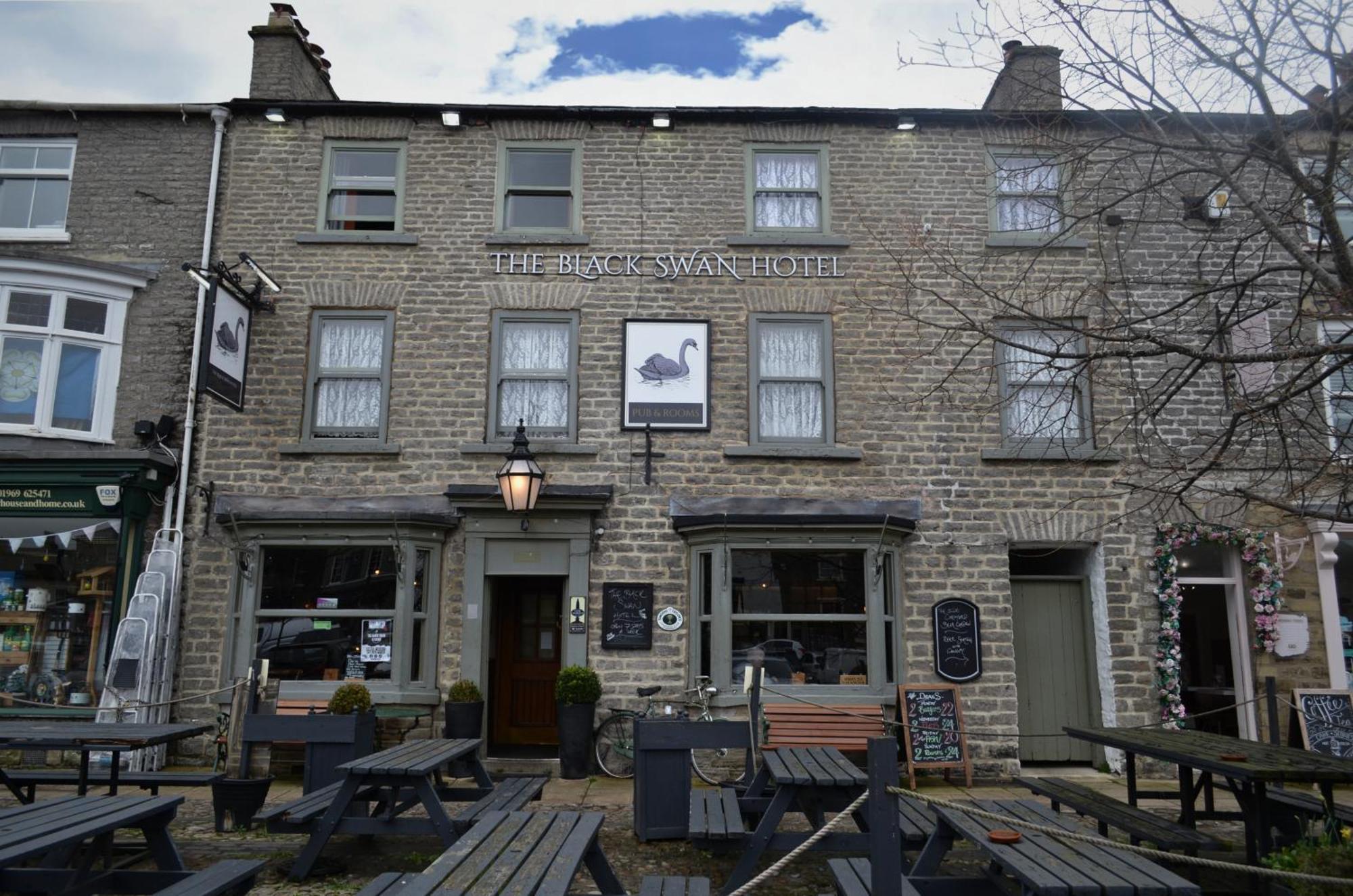 The Black Swan Hotel Leyburn Zewnętrze zdjęcie